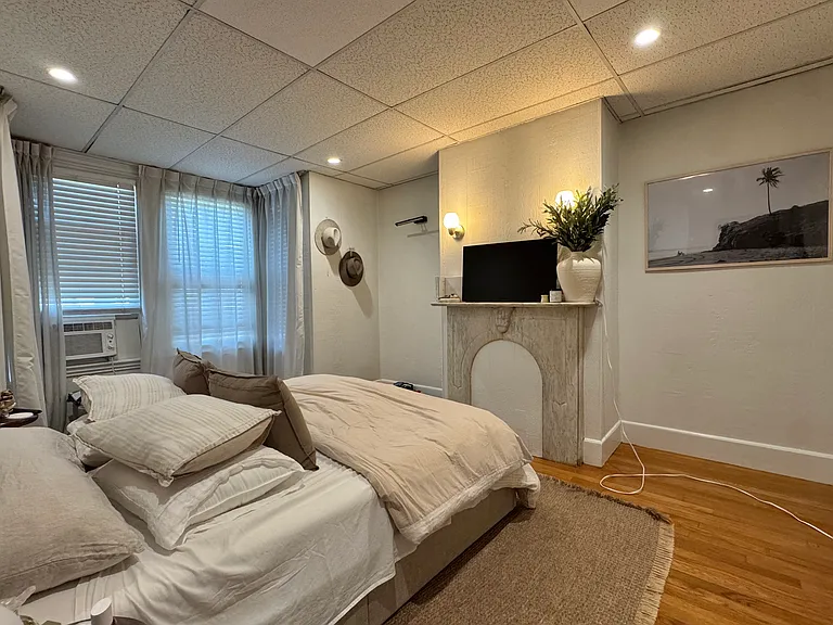 249 Webster St #3 — Photo 6