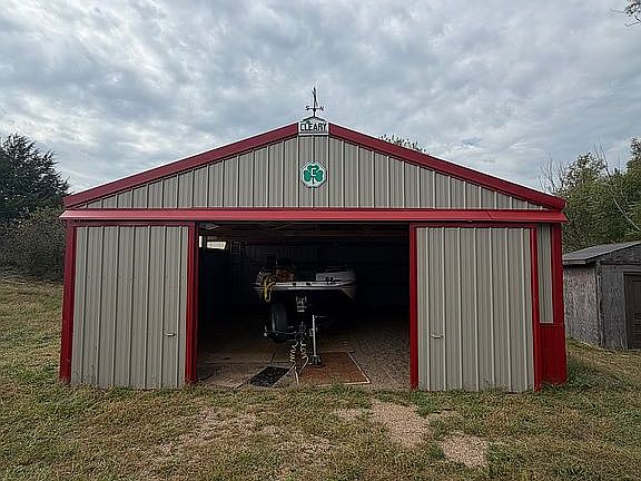 4th image of 46272 1st Homestead Rd