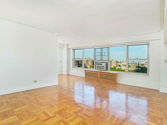 2nd image of 130 Saint Edwards St APT 15D