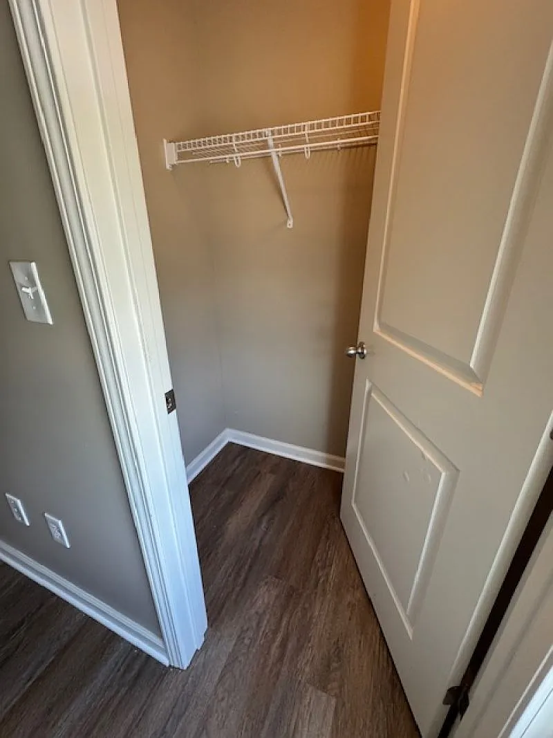 3 bed, 2.5 bath, $1,225 — Photo 4