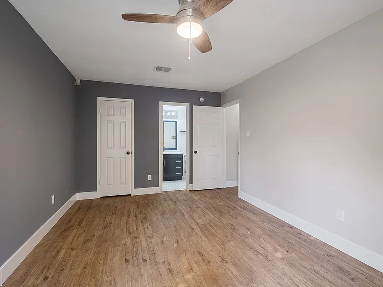 8900 Pocono Cv — Photo 19