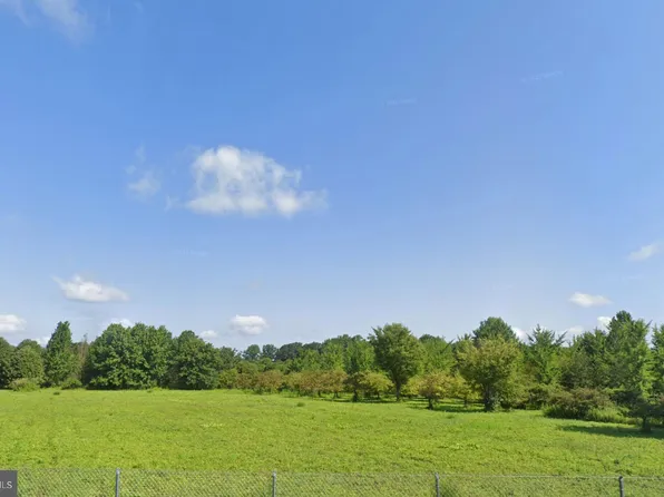 241 Sharon Rd, Trenton, NJ 08691