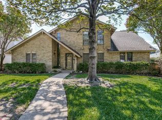 9904 Vistadale Dr, Dallas, TX 75238