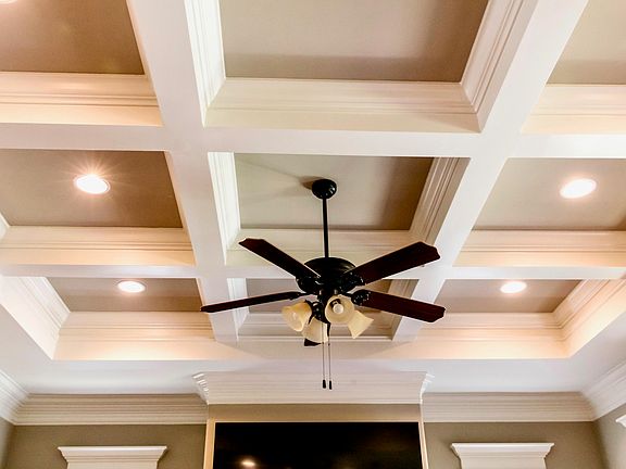 4th image of 300 Cypress View Dr