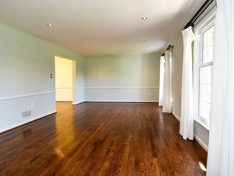 9309 Reef Ct — Photo 39