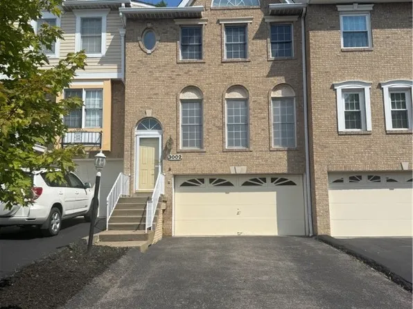 3002 Estate Dr, Oakdale, PA 15071