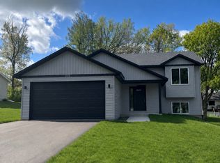 1105 2nd St SE, Faribault, MN 55021