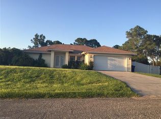 847 Carpenter St E, Lehigh Acres, FL 33974