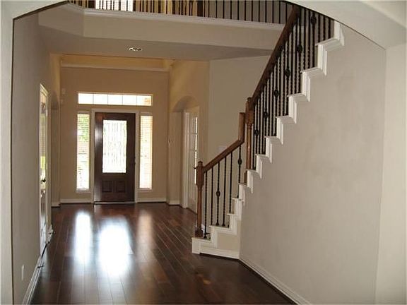 3rd image of 2703 Bent Creek Dr