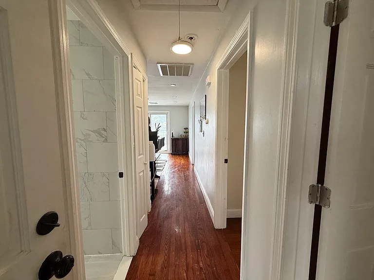 300 Mountain Ave #2 — Photo 11
