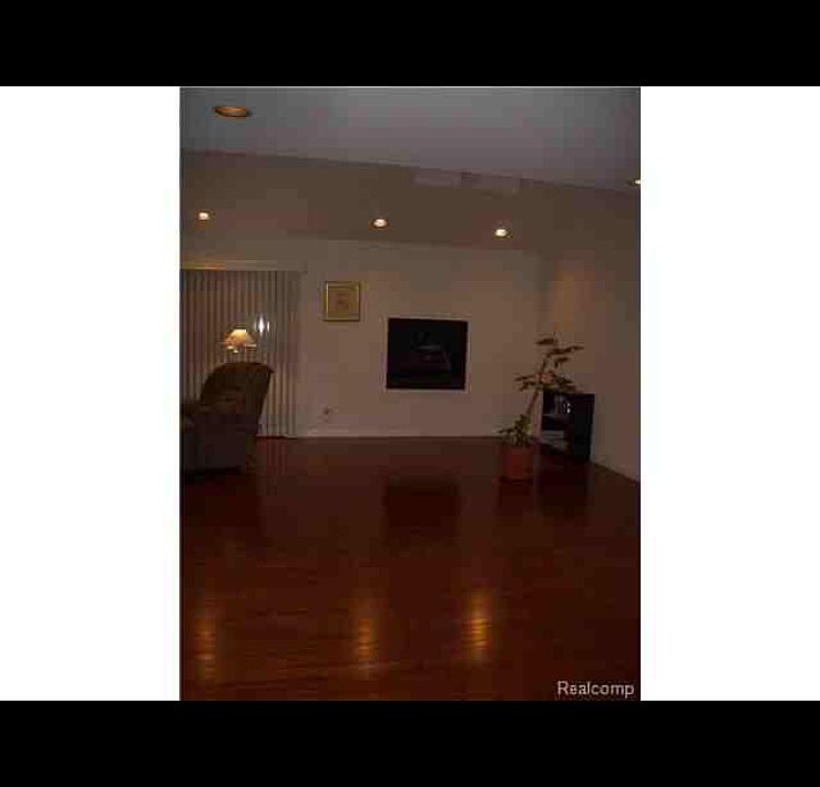 1st image of 6478 Maple Hills Dr #1