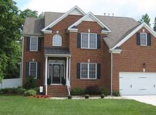 102 Medford Ct, Yorktown, VA 23693