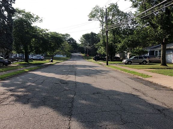 5th image of 5 Dockery Dr