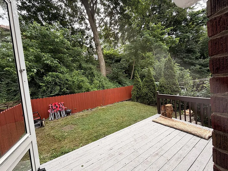 422 Brookline Blvd — Photo 7