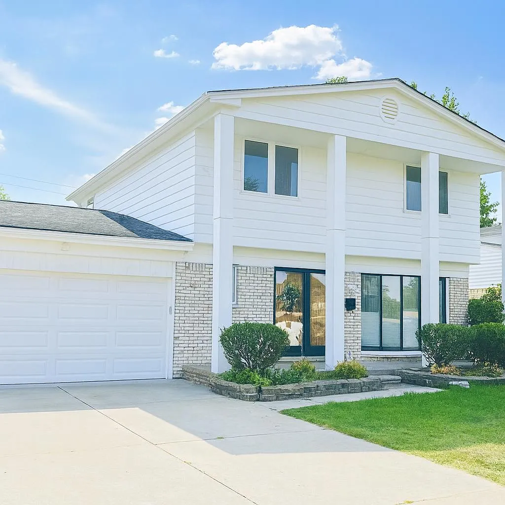 11200 Forrer Dr — Photo 2