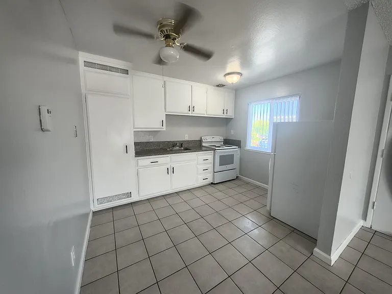 Eastern Villa — Photo 13