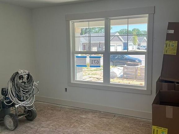 4th image of 671 Waterford Village Dr NW