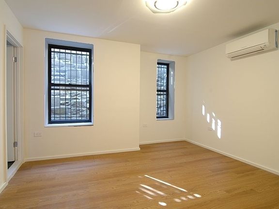 4th image of 126 Herkimer St #B1