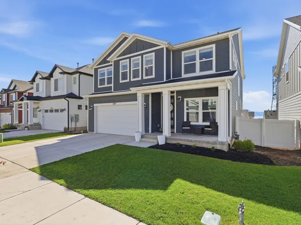 9310 N Tampa Dr, Eagle Mountain, UT 84005