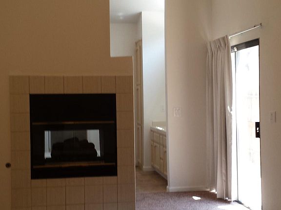 5th image of 2260 Hillcrest Dr