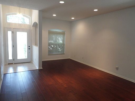 4th image of 4601 Chalfont Dr