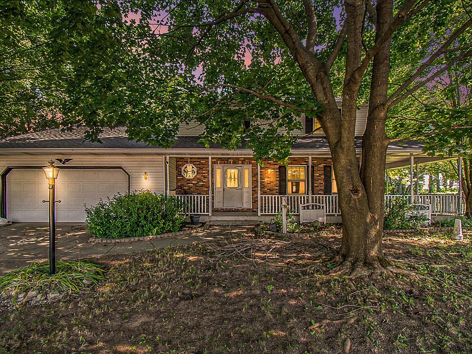 1st image of 11819 Park Ln N