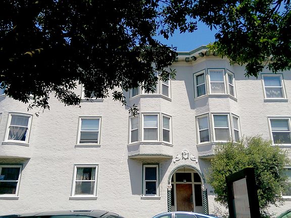 2nd image of 100 Hugo St APT 2