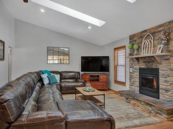 4th image of 7011 Arbor Haven Ln