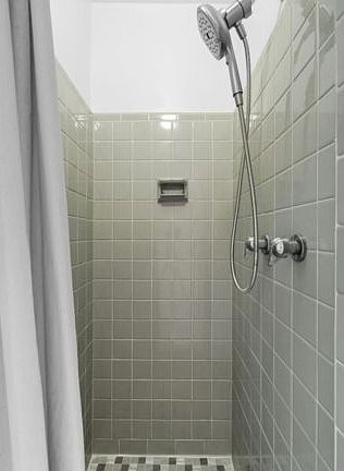 5th image of 12 Wellesley Dr