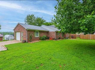 8524 Eastland Dr, Spottsville, KY 42458