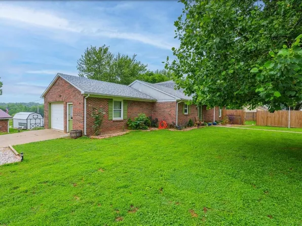 8524 Eastland Dr, Spottsville, KY 42458