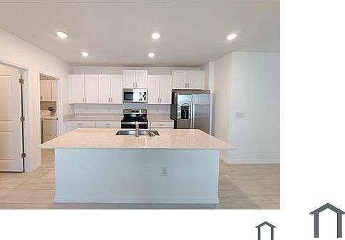 3rd image of 13003 Montrose Grove Ct