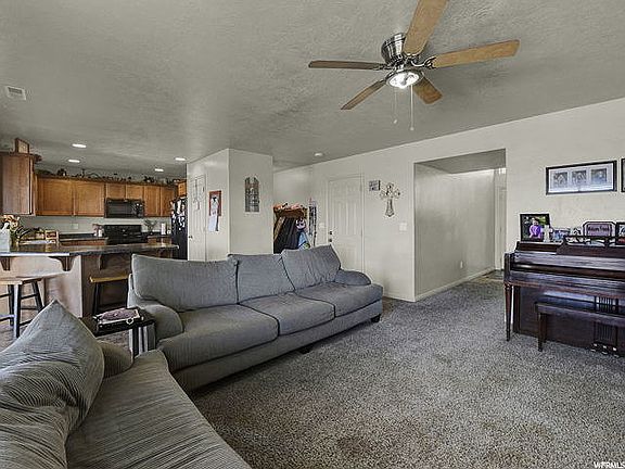 4th image of 2142 W Foxwood St