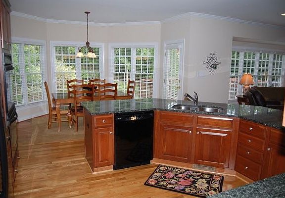 3rd image of 6109 Kinglet Ct