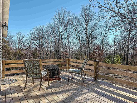 4th image of 165 Green Forrest Trl