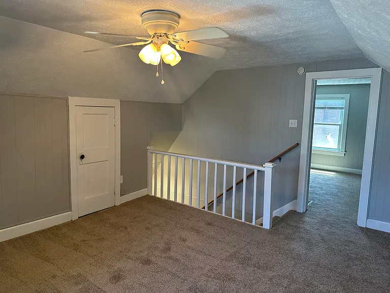 148 Fairlawn Ave — Photo 8