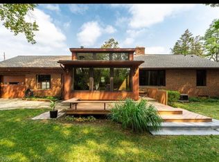 11501 W Pleasant Valley Rd, Parma, OH 44130