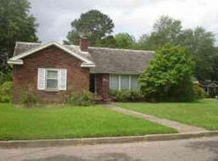 401 Clark St, Eagle Lake, TX 77434