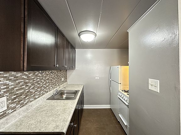 2nd image of 9620 Ivanhoe Ave APT 9