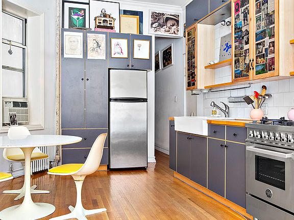 2nd image of 223 E 4th St APT 1