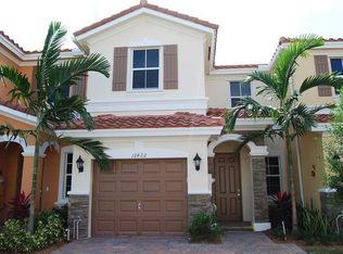 12422 Emerald Creek Ct, Davie, FL 33325