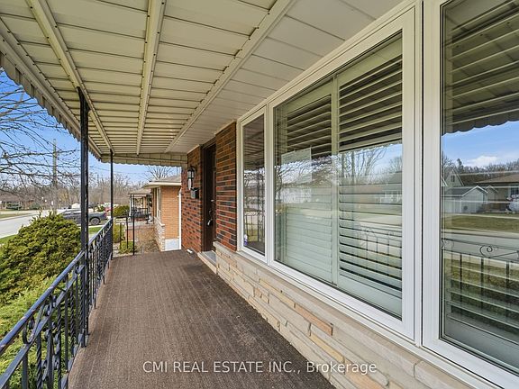 5th image of 251 Fairridge Rd