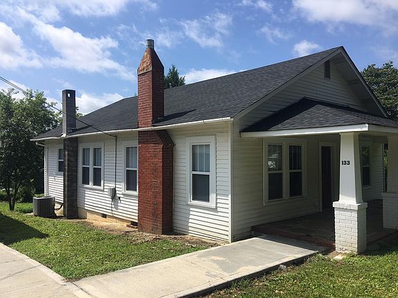 2nd image of 133 Broad St