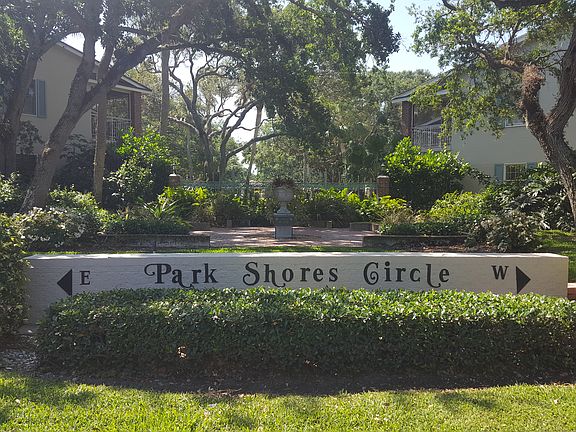 2nd image of 105 Park Shores Cir Unit 19