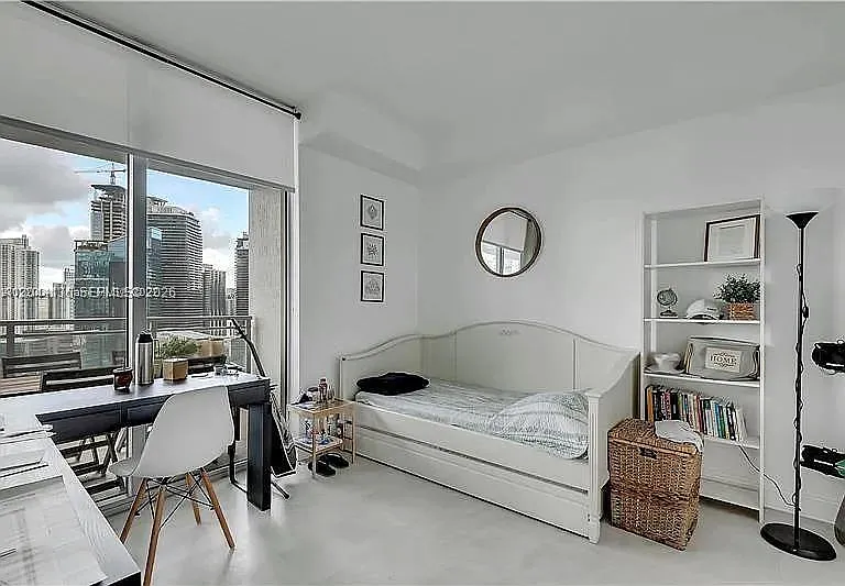 90 SW 3rd St #3211 — Photo 20