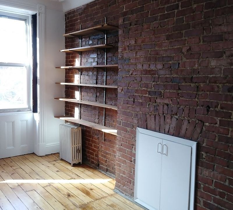 1st image of 745 President St #3