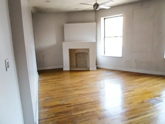 Sold by Manhattan Network Inc. | media 3