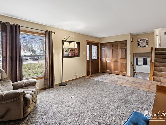 2nd image of 165 Anita Dr