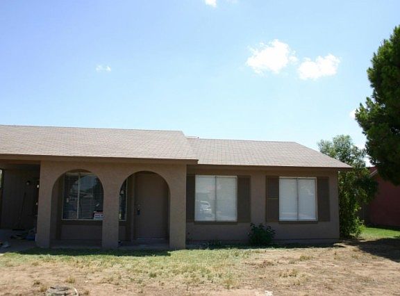 3rd image of 4039 E Sunland Ave