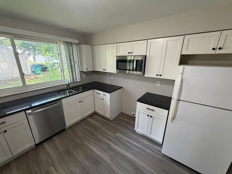 3781 Cherry Hill Ct — Photo 13